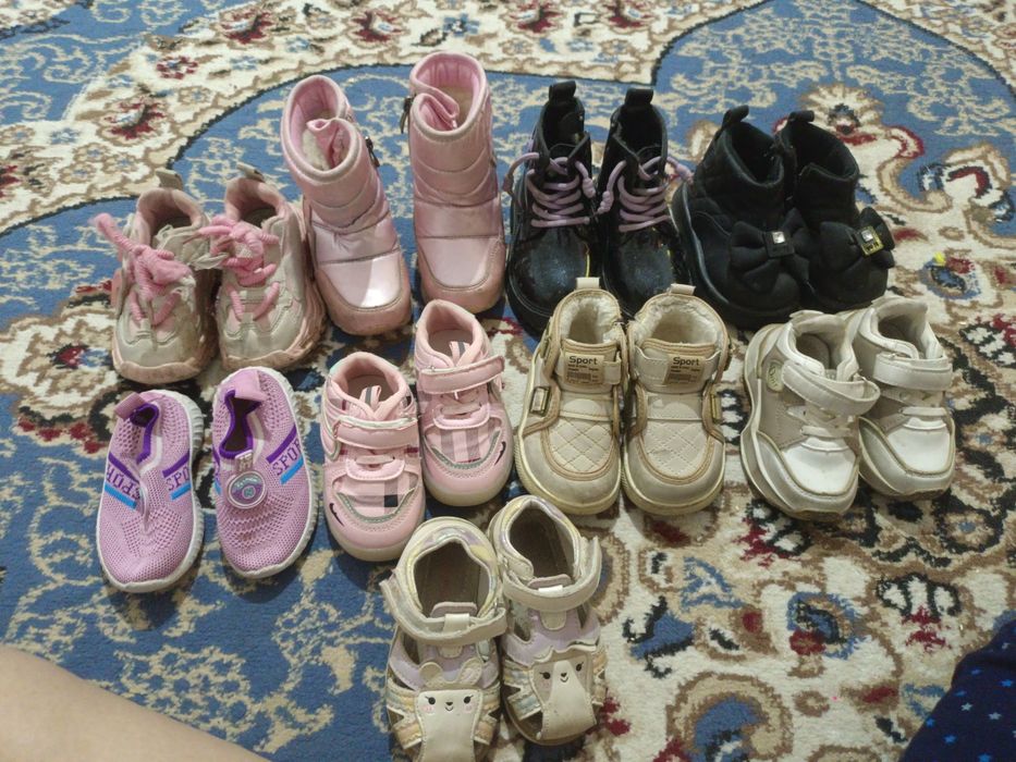 Детский обувы 12,11 пар
