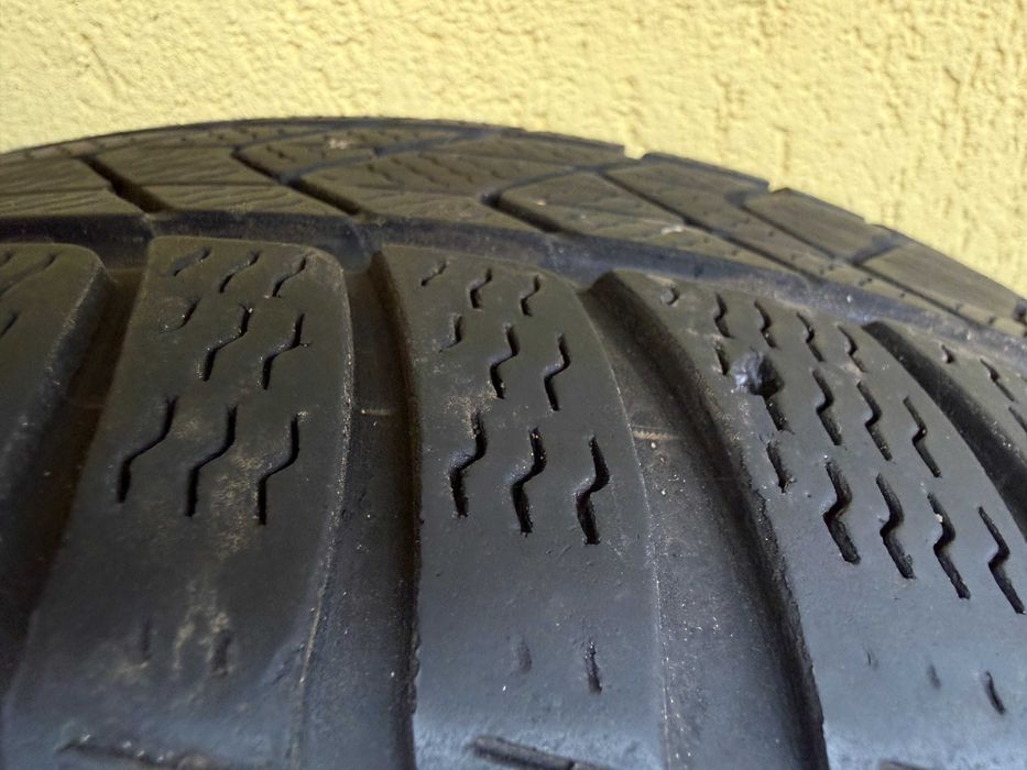 Pirelli Winter SOTOZero 3 M+S| BMW *| 225/50 R18