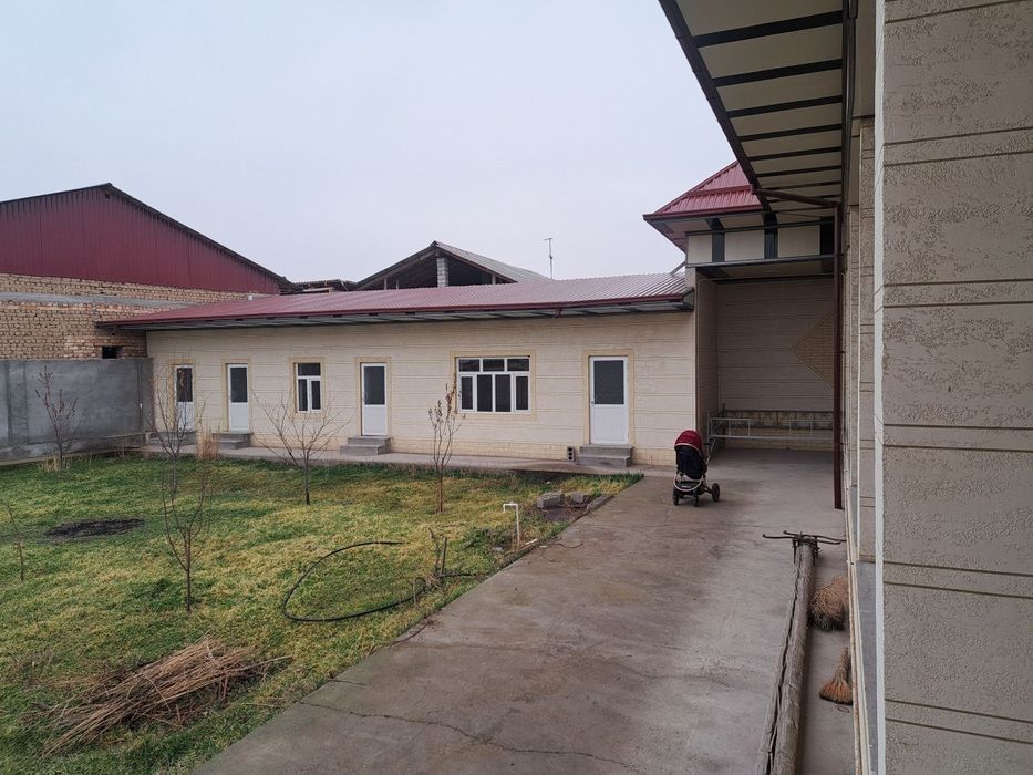 Toshkent vil Bardankol(Yangi Toshkent tum)6 sotix hovli 5xona+kladovka