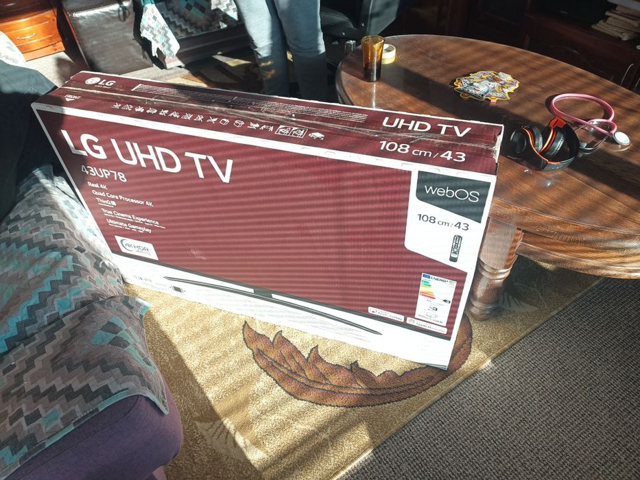 Телевизор LG  43up78003lb
