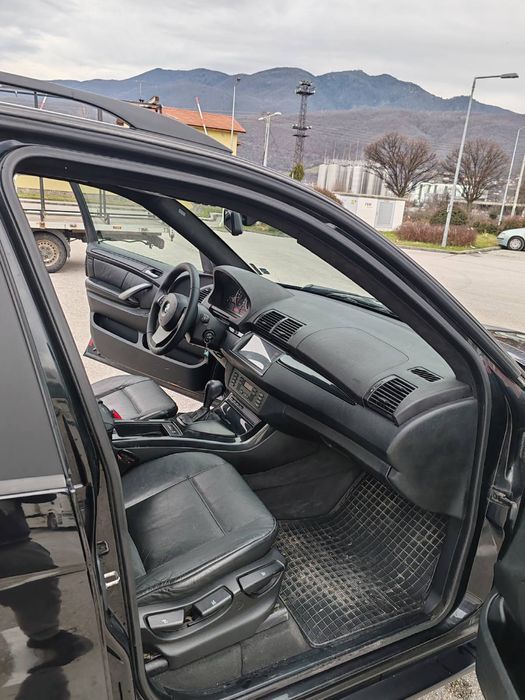 Bmw x5 218 e53 ..