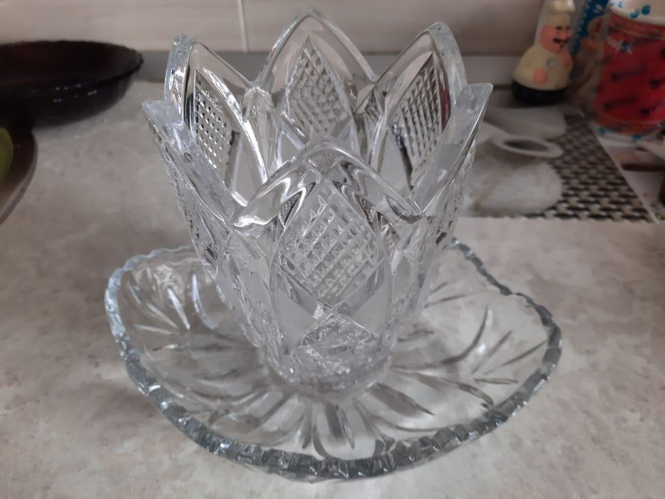 Продам сервиз и комплект посуды