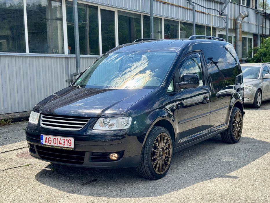 VOLKSWAGEN Caddy 2010