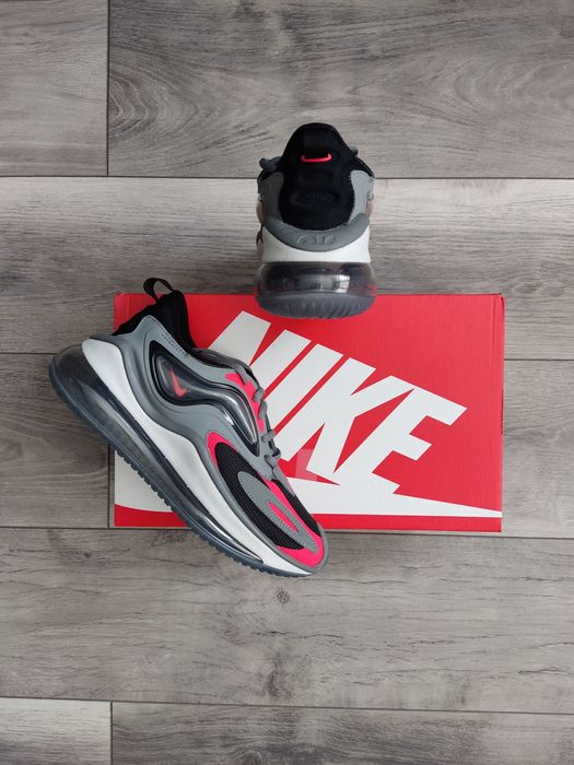 Nike Air Max 720 Zephyr