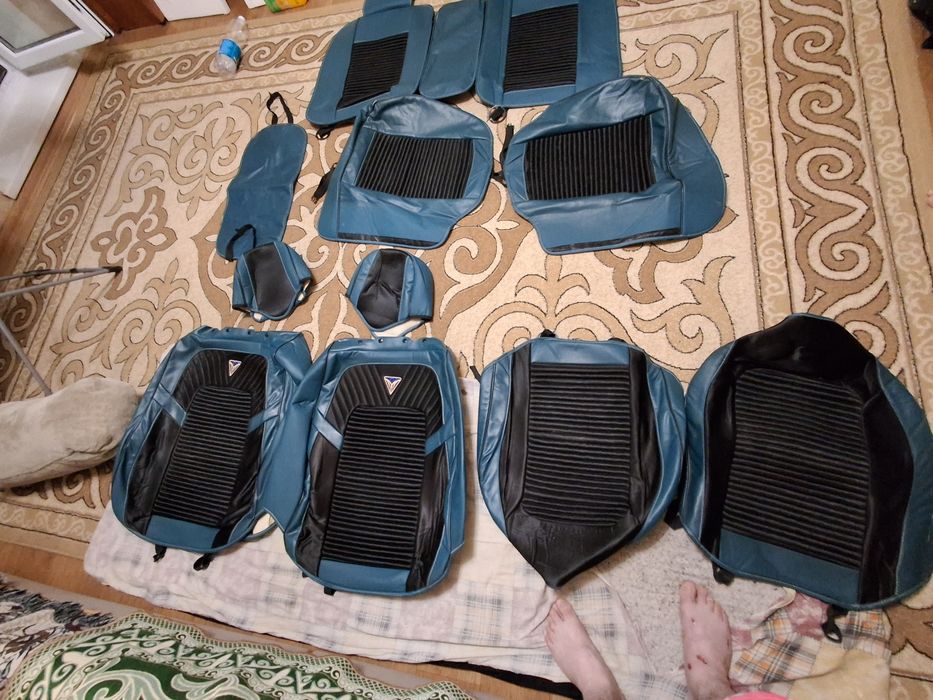 Авточехол кожа берюза