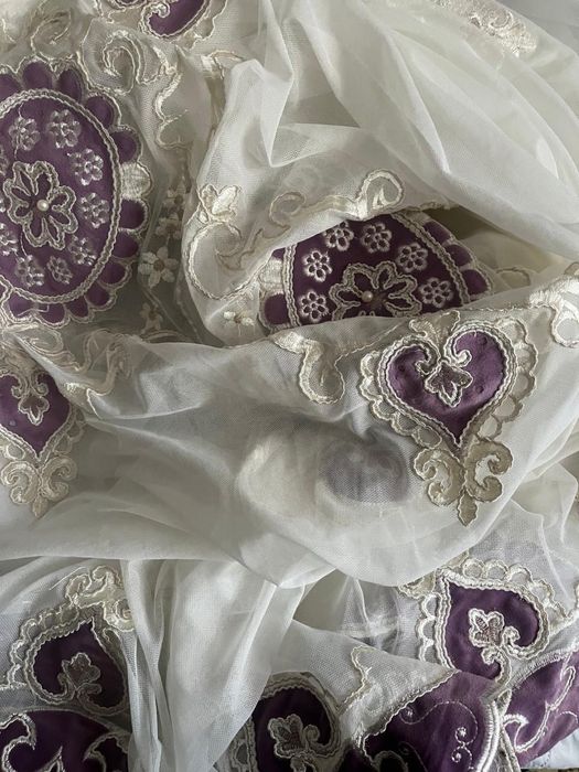 косилка, стол, стеклянный стол, тюль