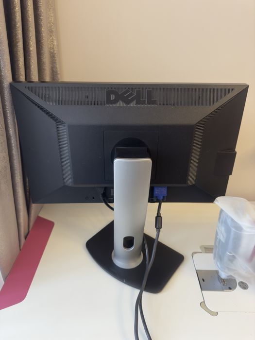 Монитор Делл БУ в хорошем сост.