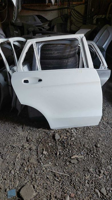 Оригинални употребявани авточасти за Мерцедес/Mercedes