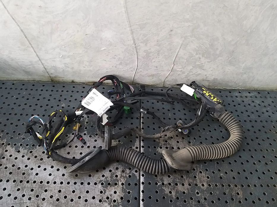 Cablaj instalatie usa dreapta spate mercedes a class w177 a1775400310
