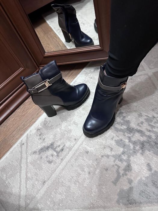 Продам сапоги женские