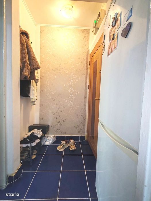 Apartament 2 camere Razboieni, balcon, etajul 3/4, mobilat si utilat