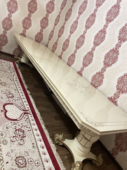 Стол гостиной 5метр