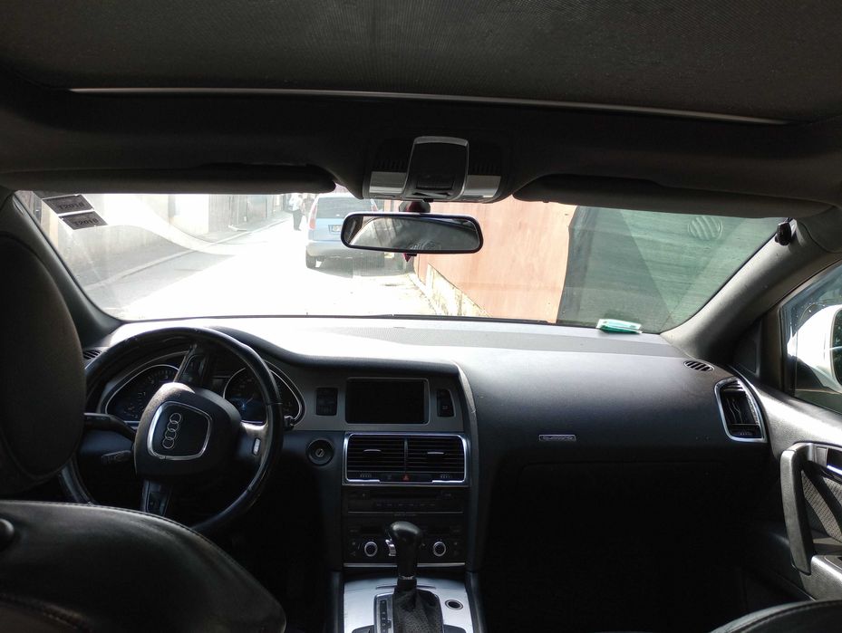 Vând audi Q7 2008