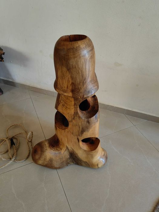 Арт Винарна от орех