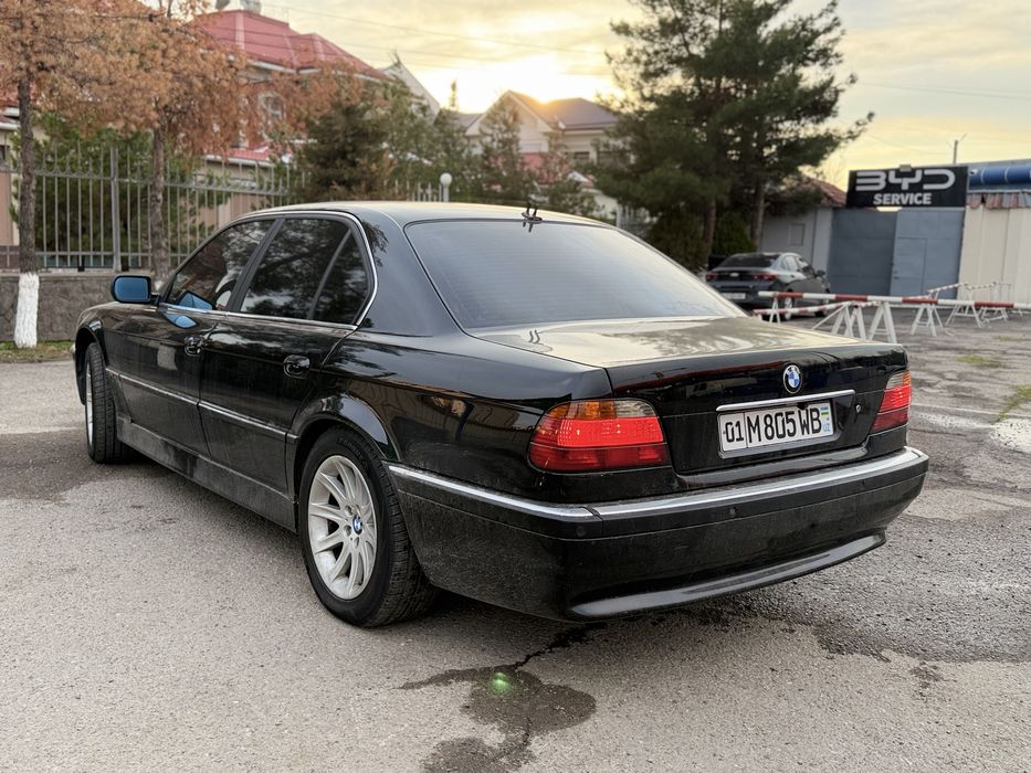 BMW E38 Бумер продается!
