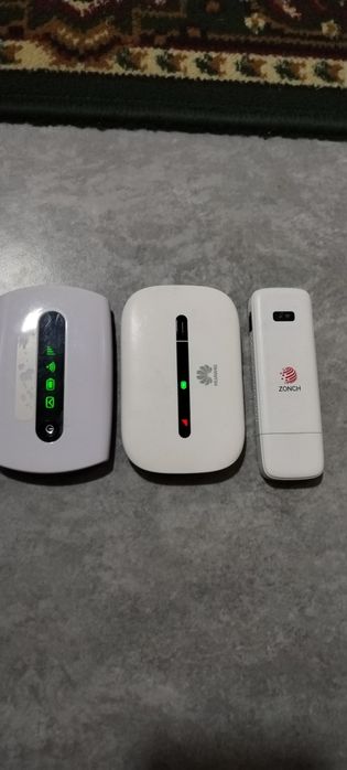 Продам карманый Wi-Fi 4G Huawei
