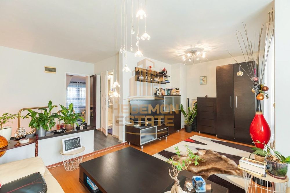 4-стаен, мезонет,  Варна - Спортна зала