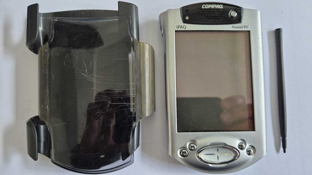 Retro PDA Compaq iPAQ Pocket PC seria H3900 – Proiect restaurare / Piese