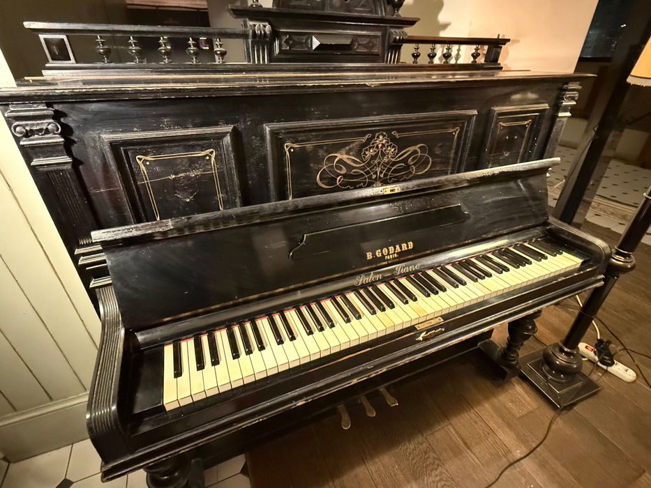 Pianina veche franceza B.Godard Paris cca 1900