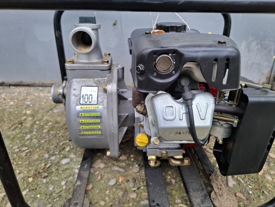 Чисто нова японска бензинова помпа