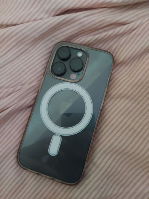 Обменяю айфон 14 про