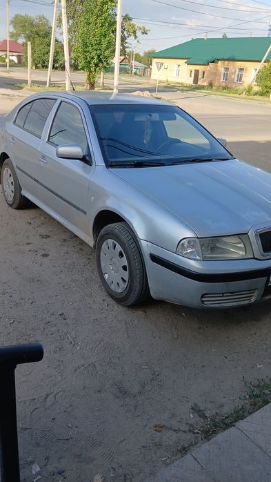 Срочно продам машину