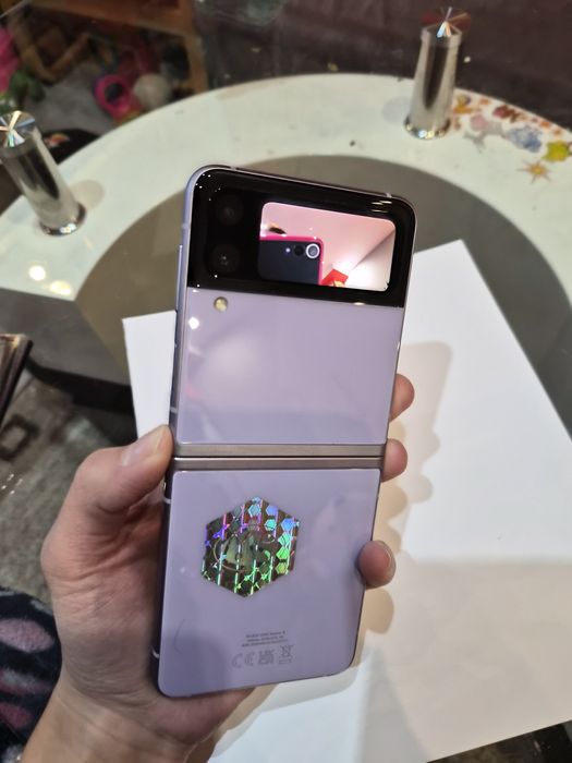 Samsung z flip 3 лилав
