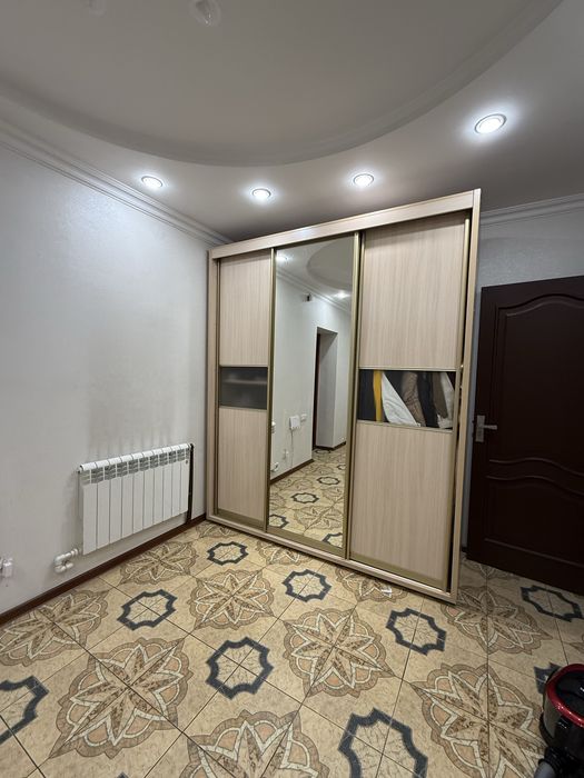 Продам шкаф 2.40*2.00
