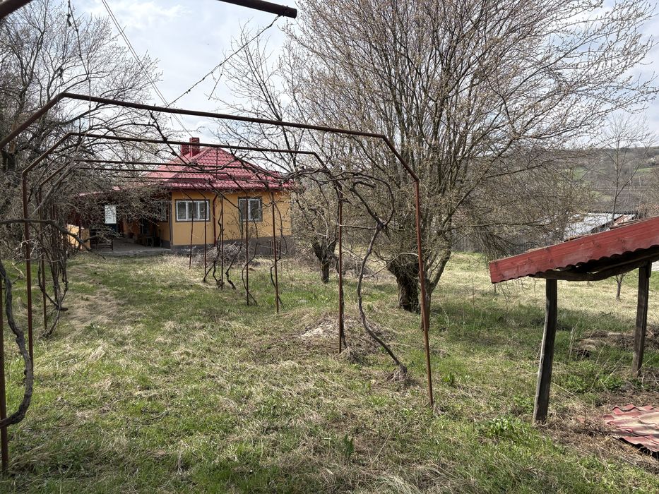 Vand casa noua sat greci