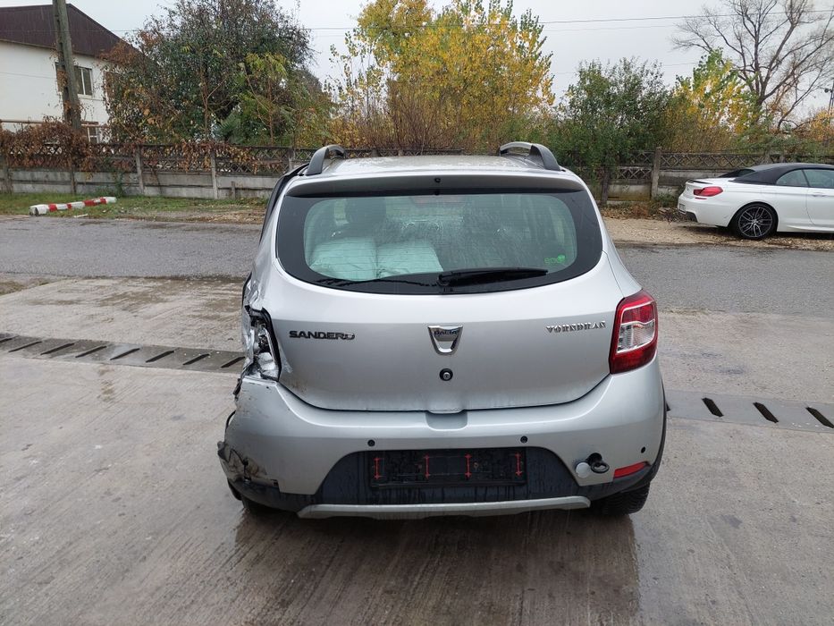 Dezmembrez Sandero stepway 2015 1.5 dci cu aer conditionat