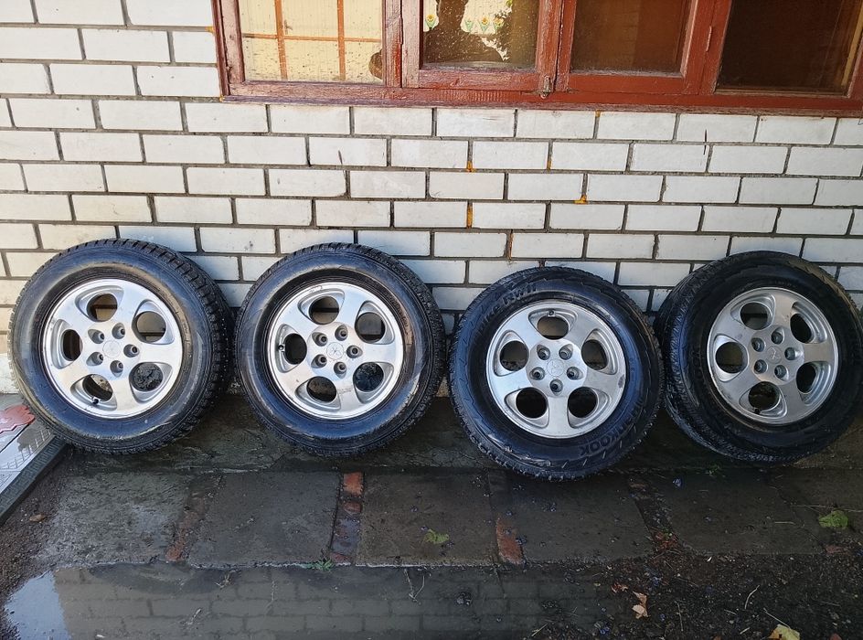 Продам комплект колёс