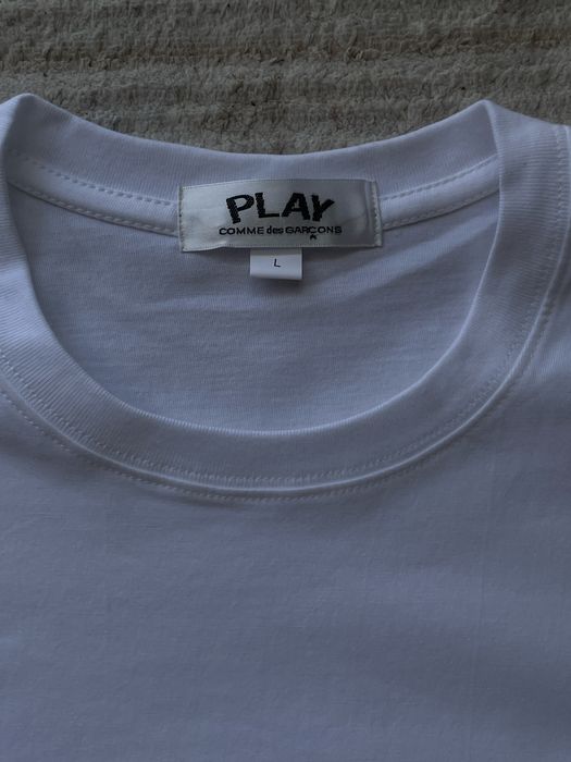 Футболка Comme Des Garçons Play кдг