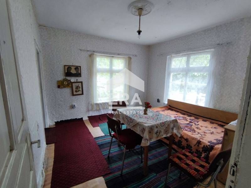 Прекрасен имот в село Книжовник