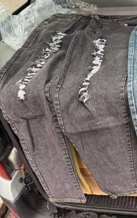 Еластични дънки унисекс