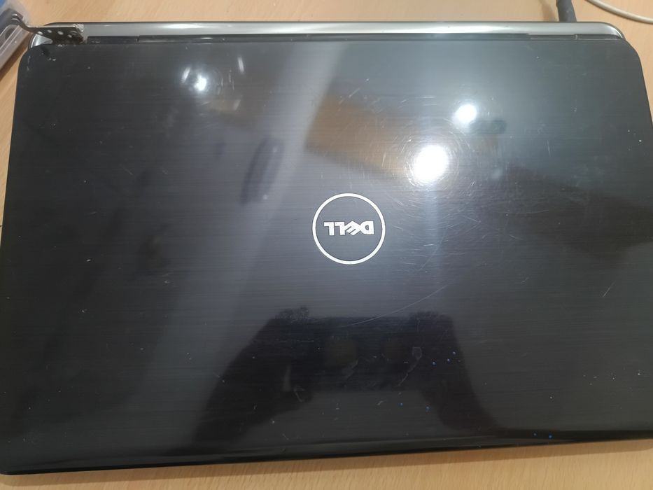 Laptop Dell inspiron i3