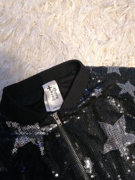 Rochita fetite+gecuta C&A cadou. 10-12 ani2 anii