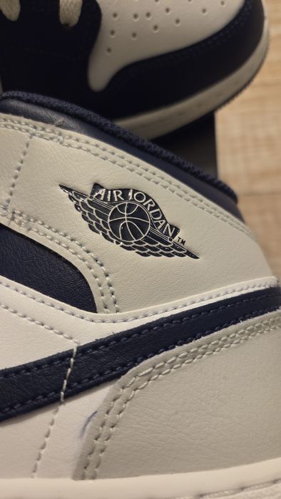 Nike Air Jordan 1  37.5 EU нови