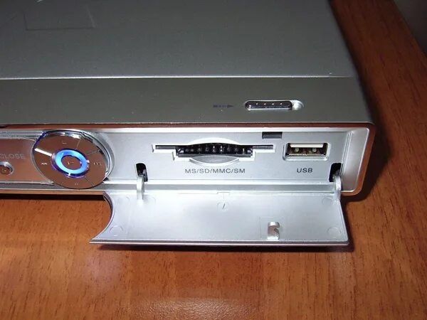 DVD проигрыватель BBK