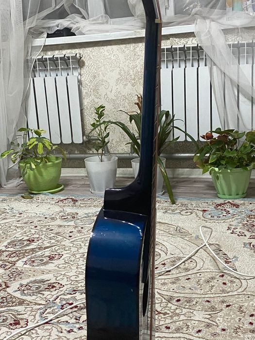 Гитара почти идеальный