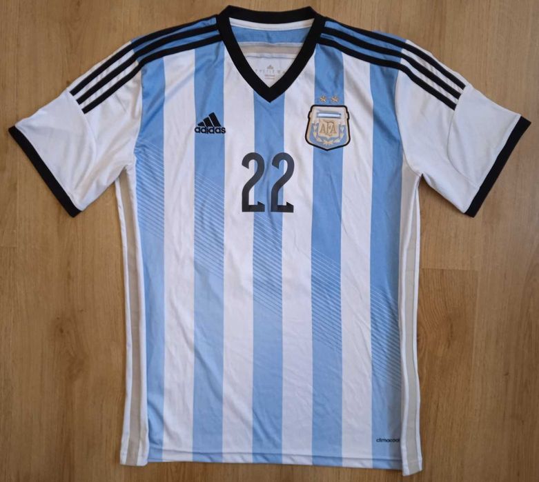 Футболни тениски на различни отбори 2