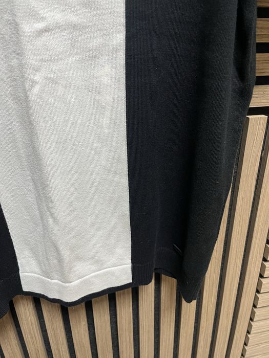 HUGO Hugo Boss - размер М / Оригинал