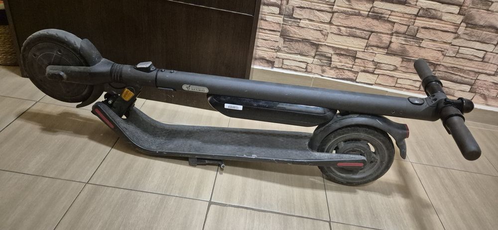 За части или за ремонт - Segway Ninebot Е25Е с допълнителна батерия