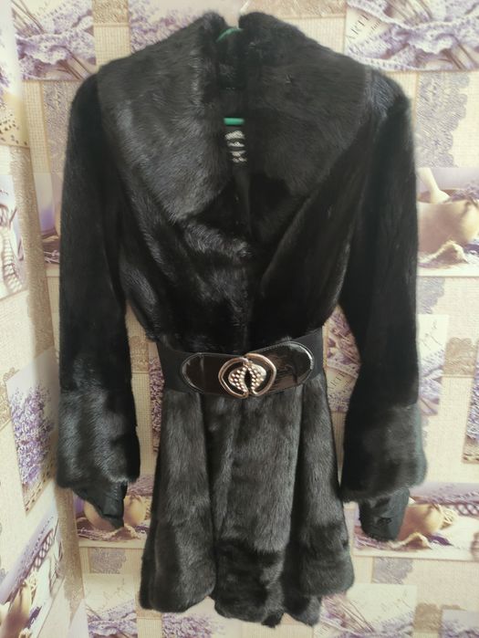Шуба норковая черная
