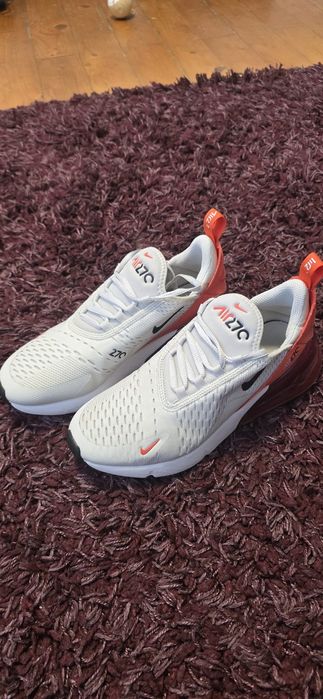 Vand adidasi Air max 270