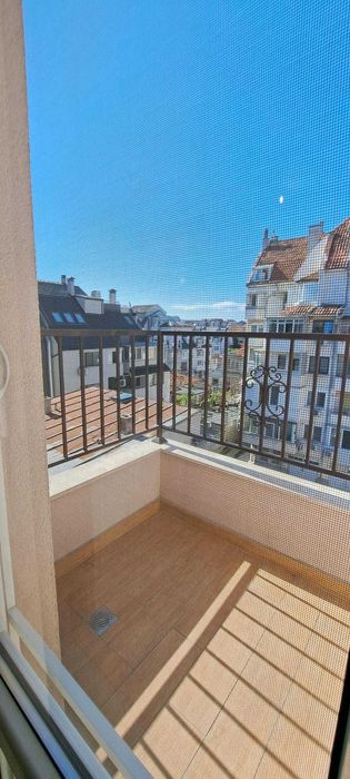 Дава се под наем Тристаен апартамент в Варна, Център - 100 кв.м за 847.62 € - Снимка #17