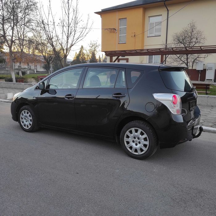 Тойота Версо D4D