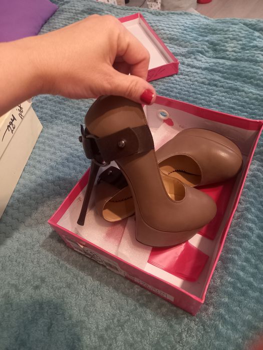 Продам туфли и боссоножки