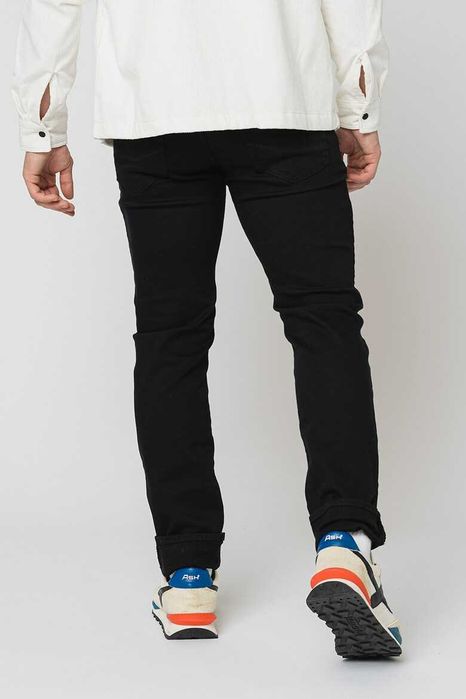 Мъжки черни дънки Pierre Cardin W35/L32 или 52/32