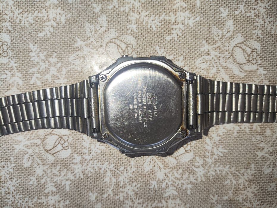 Casio A168 Vintage, оригинальные электронные часы