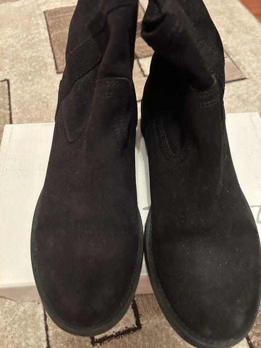 Ghete piele intoarsa